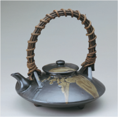 黒千代香について | 三宅美術館