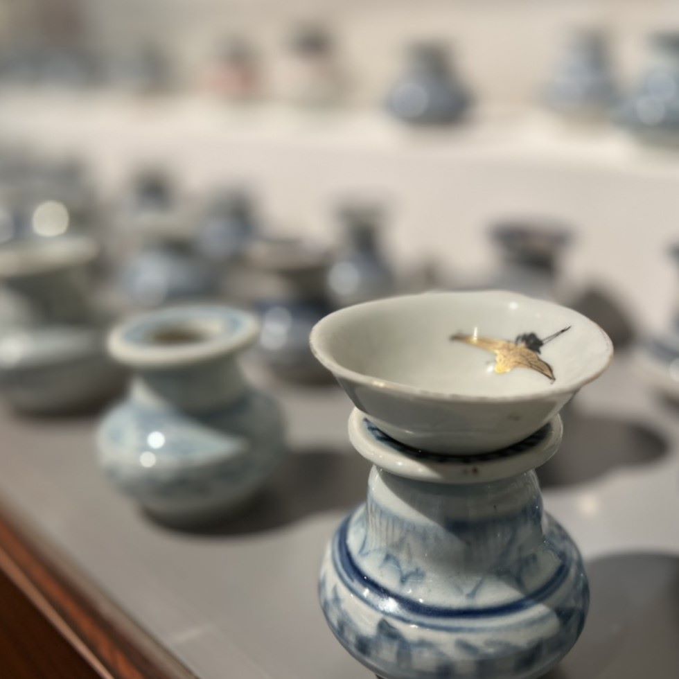 平佐焼の盃台 | 三宅美術館